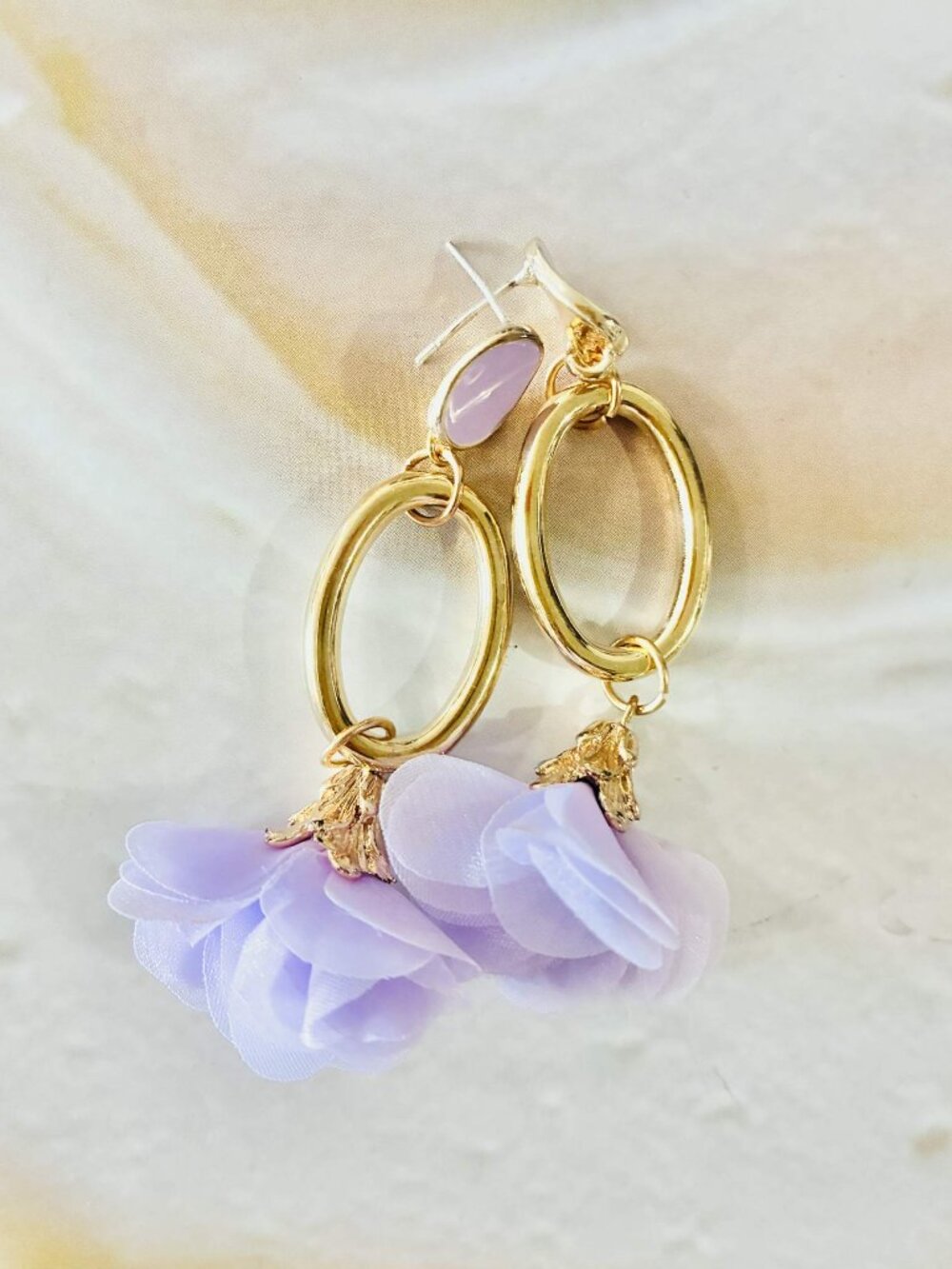 Soft Purple elegant Statement Earrings, Mid-Century Style, screw back, party ear